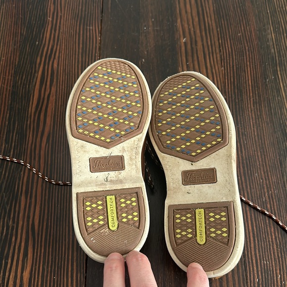 Boys size 13 Florshiem dress shoes - Picture 6 of 6